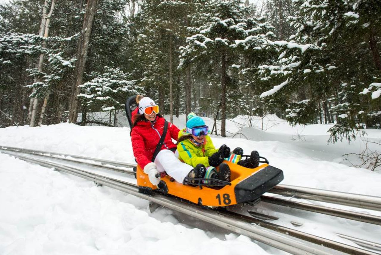 parcfun-viking-roller-coaster-mere-enfant