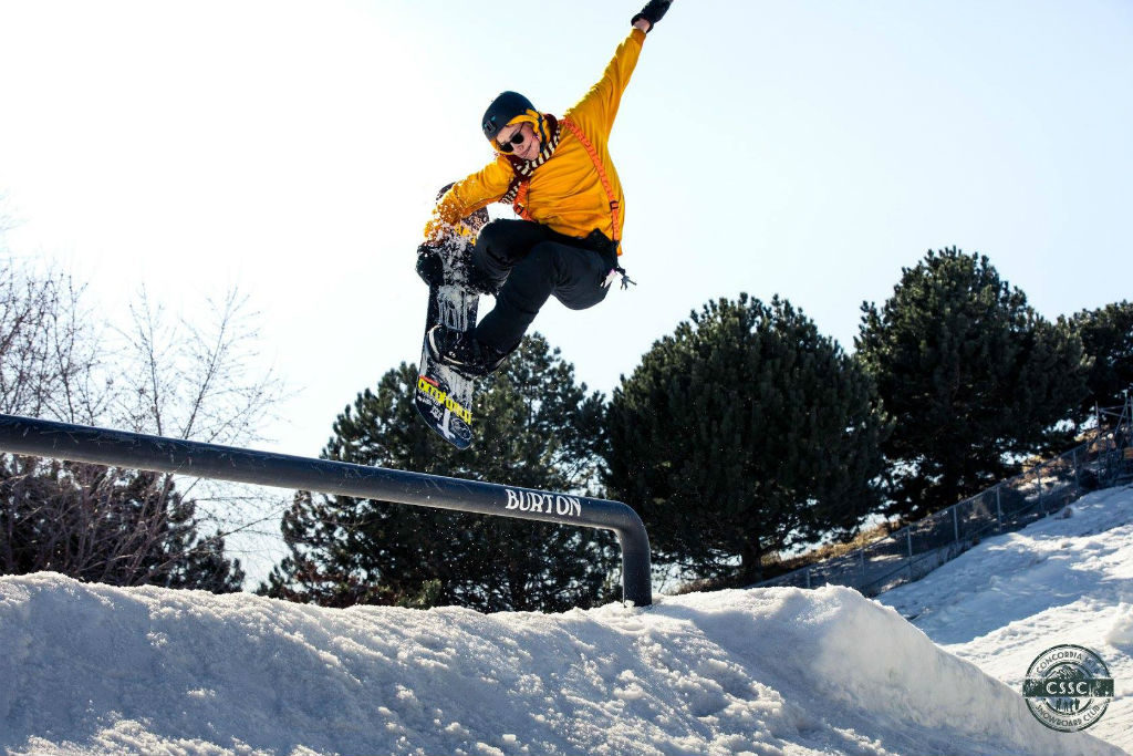 pente-a-neige-montreal-snow-boarding
