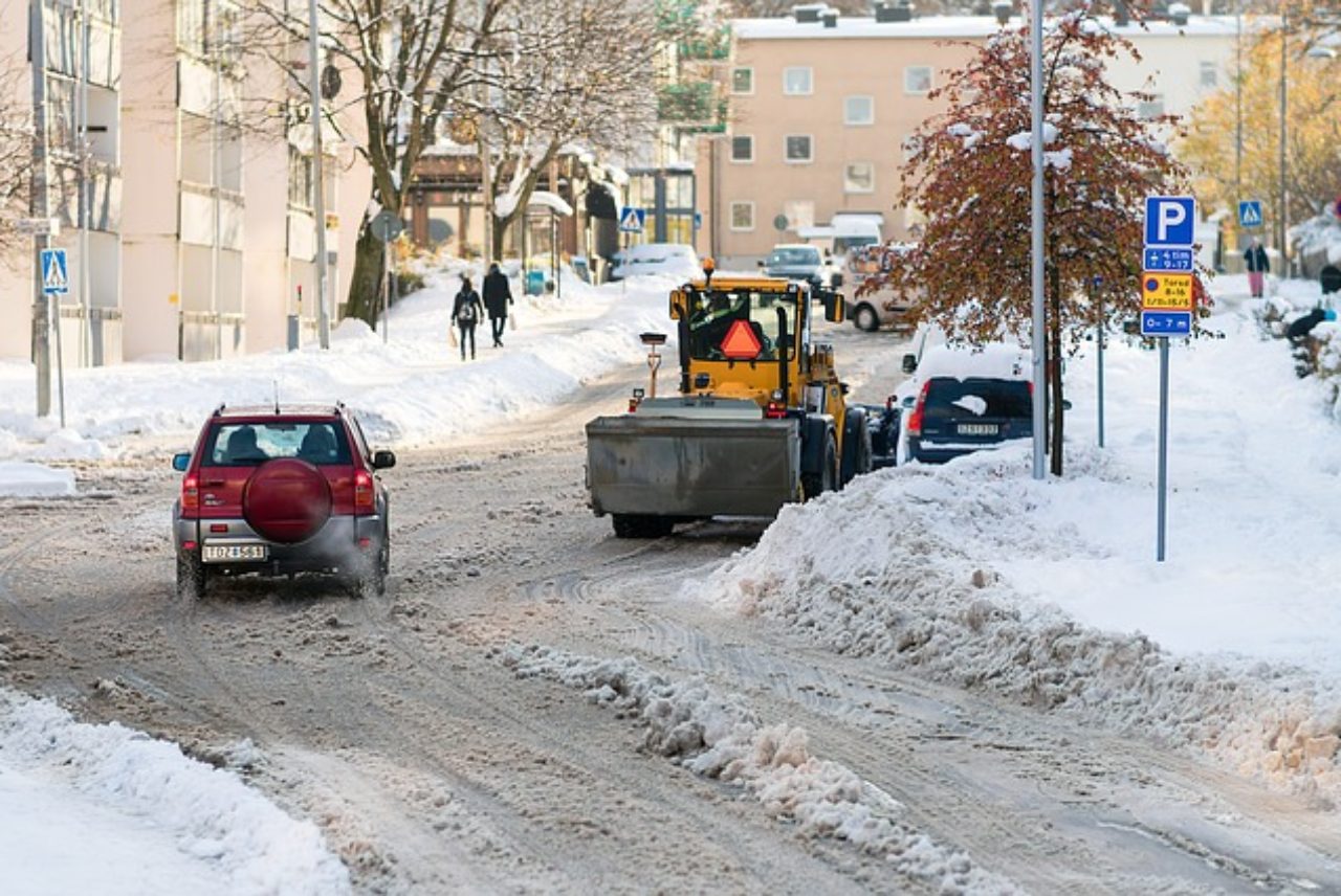 snow-plough-1814954_640