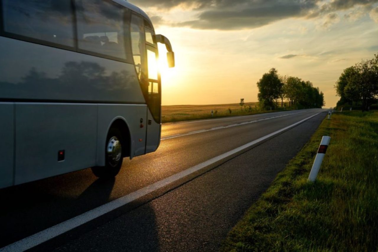 galland-coach-on-road-with-sunset-express-nord