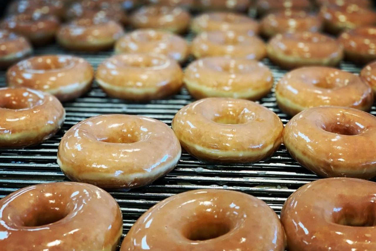 krispy-kreme-nationaldoughnut-day-facebook