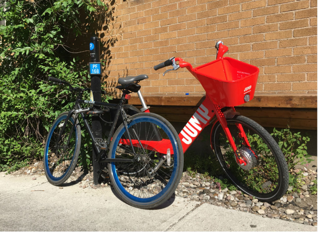 uber-jump-ebike-on-rachel-street-plateau