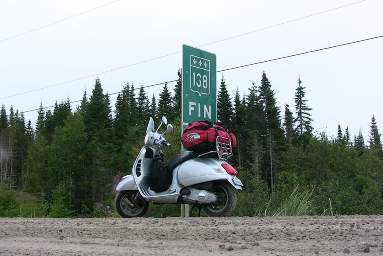 quebec-vespa-end-of-route-138-in-2010